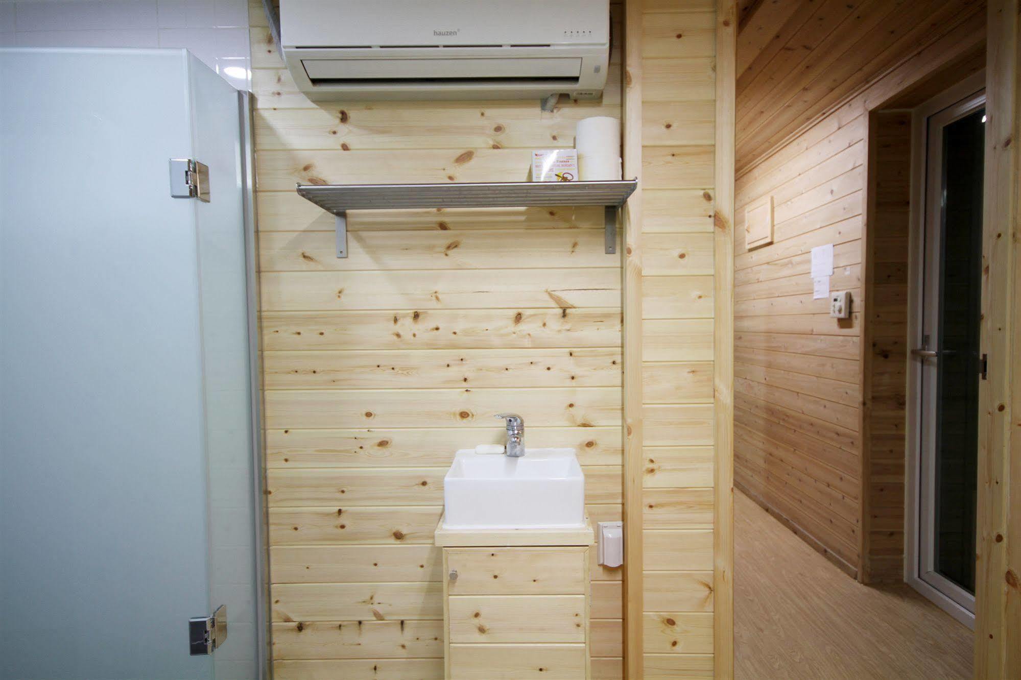 Cheongdam Ladies Guesthouse In Сеул Экстерьер фото