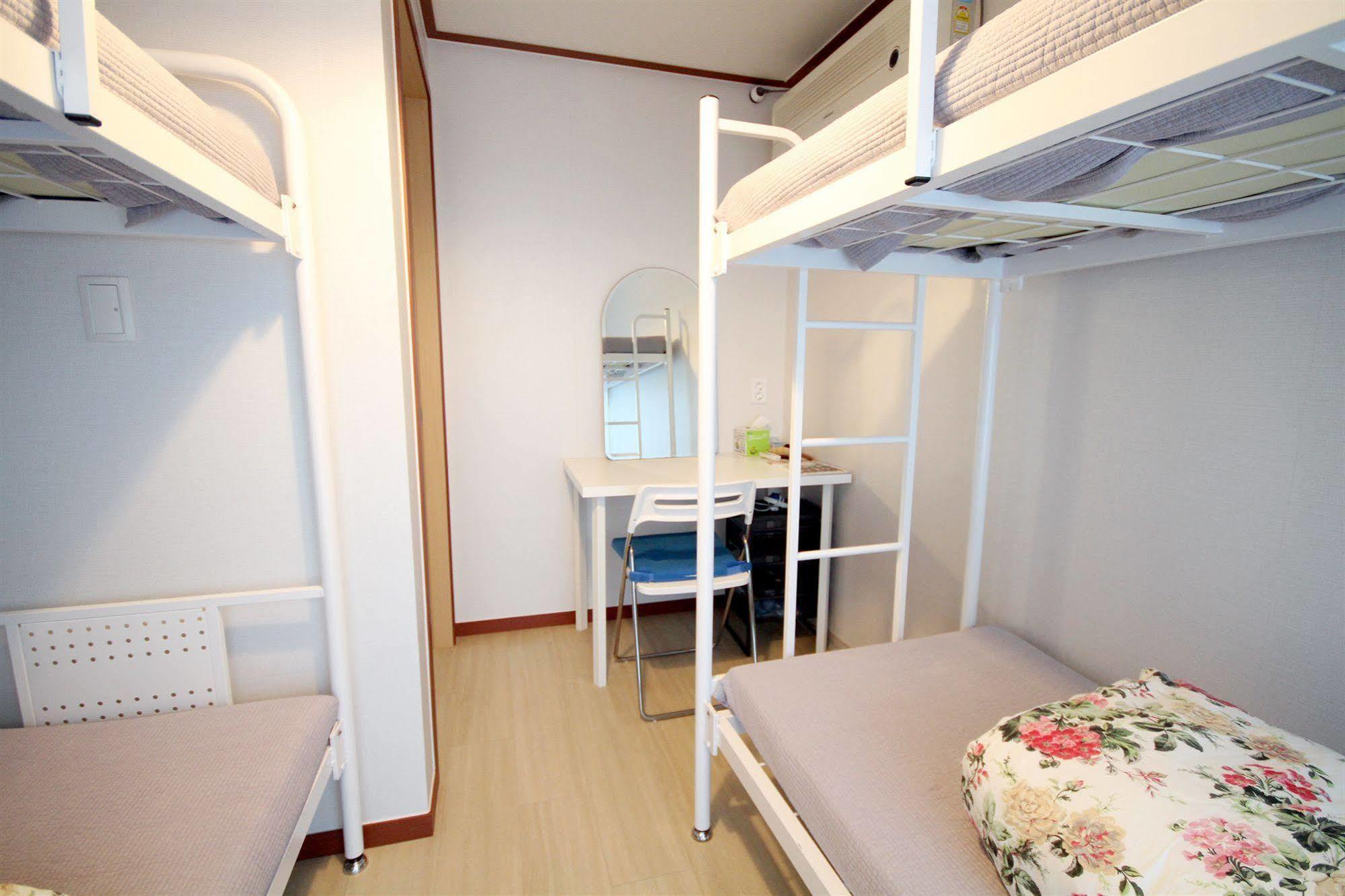 Cheongdam Ladies Guesthouse In Сеул Экстерьер фото